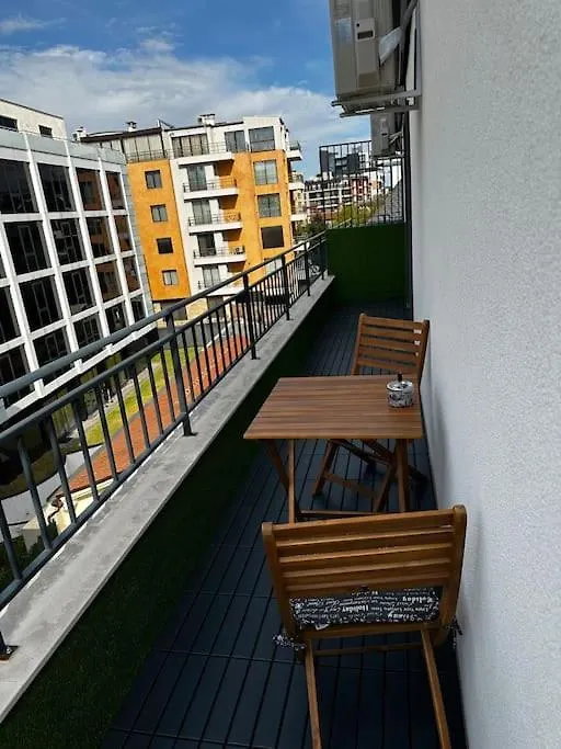Family And Friends Apartment 소피아 불가리아