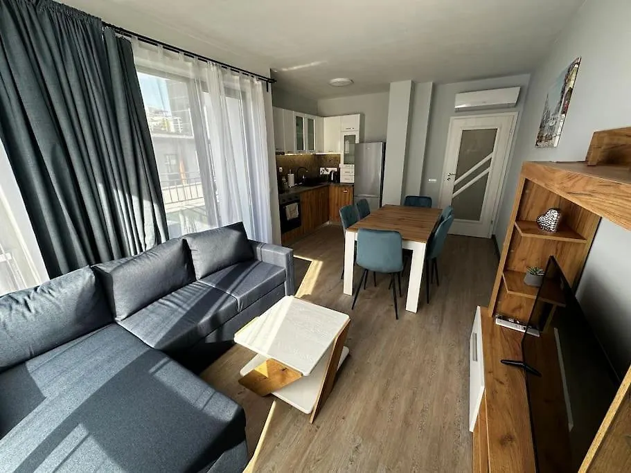 Family And Friends Apartment 소피아